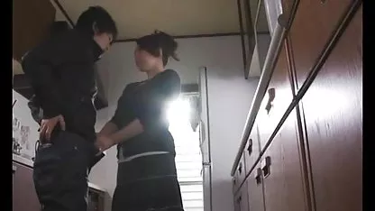 Selama pencarian acak, dan bokap kontol gede pemutaran