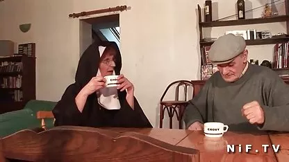 Sepong pacar video kontol besar saya 'Danny D' House, rumah ini berdiri.